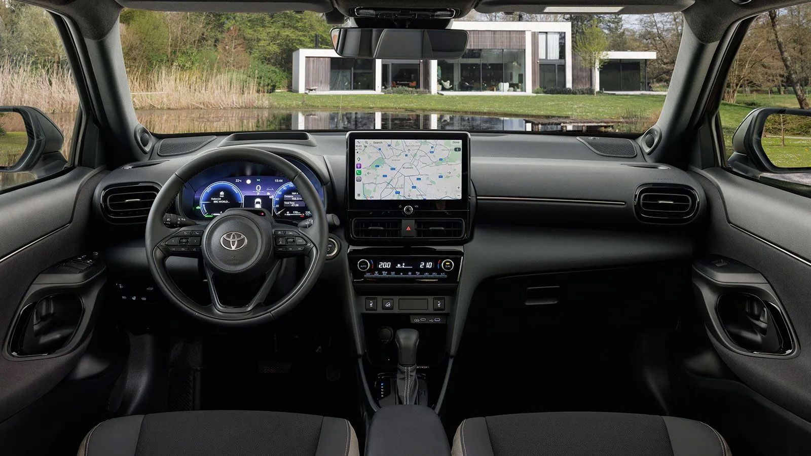 Οι τιμές και οι εκδόσεις του ανανεωμένου Toyota Yaris Cross
