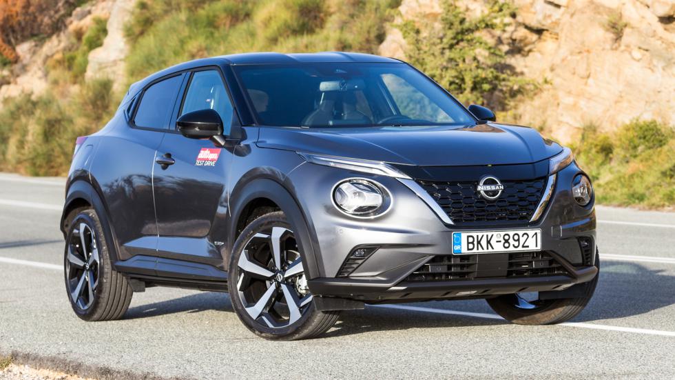 Εξωτερικά το Nissan Juke έχει διατηρηθεί το σχεδιαστικό DNA του προκατόχου του, αλλά πλέον οι καμπύλες που γνωρίσαμε στην πρώτη γενιά είναι παντρεμένες με έντονες ακμές.