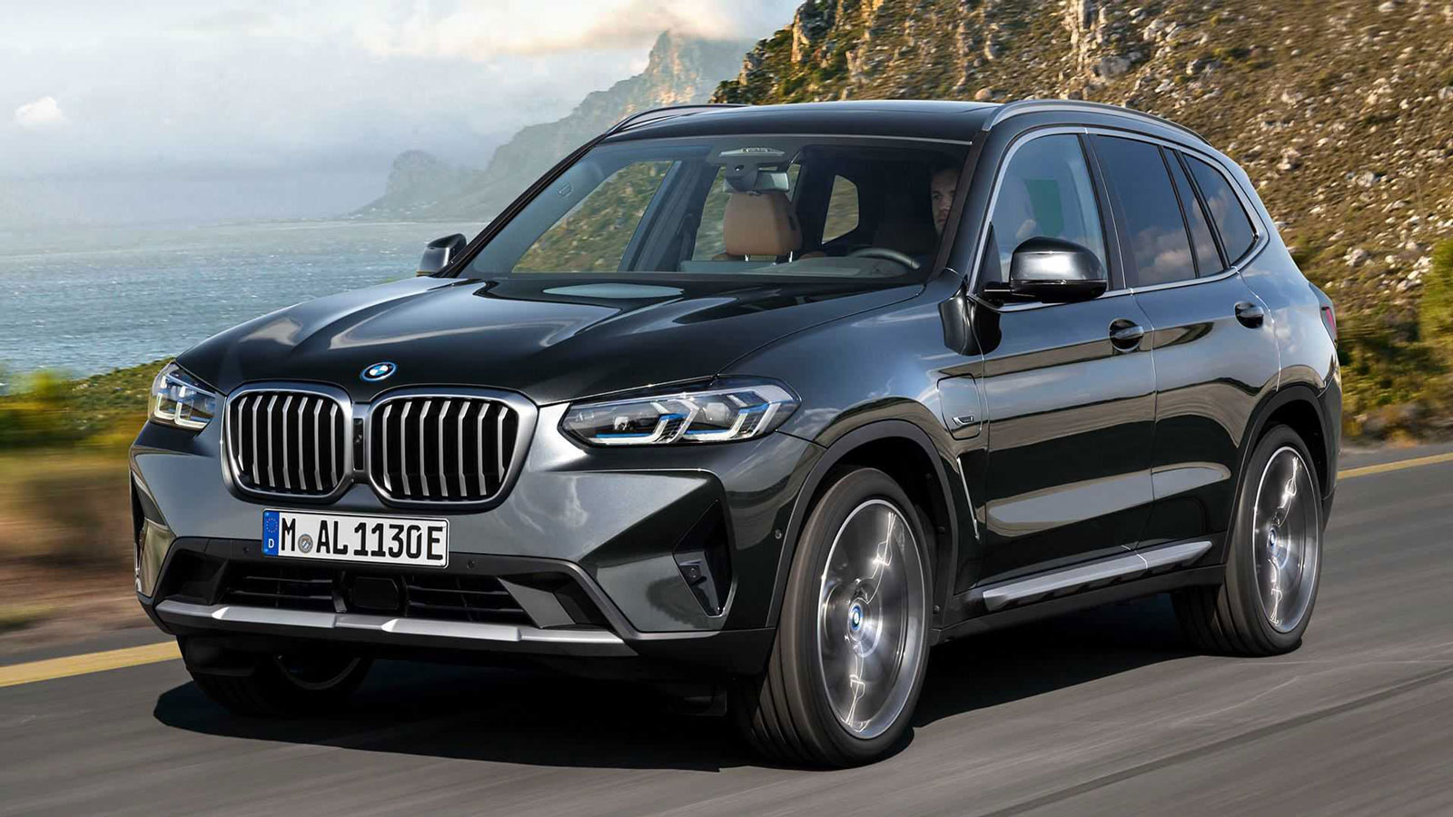 Εντυπωσιακές και επιβλητικές οι νέες BMW X3 και X4