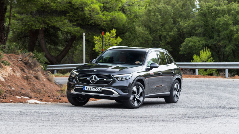 Mercedes GLC 300 de: Premium «κυρία» με 110 χλμ ηλ. αυτονομία