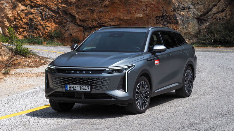 Δοκιμή Omoda 9 SHS AWD: Η κατανάλωση, ο εξοπλισμός και η τιμή του νέου SUV