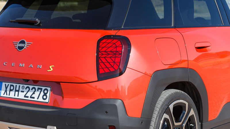MINI Aceman SE: Ηλεκτρικό crossover με sport χαρακτήρα