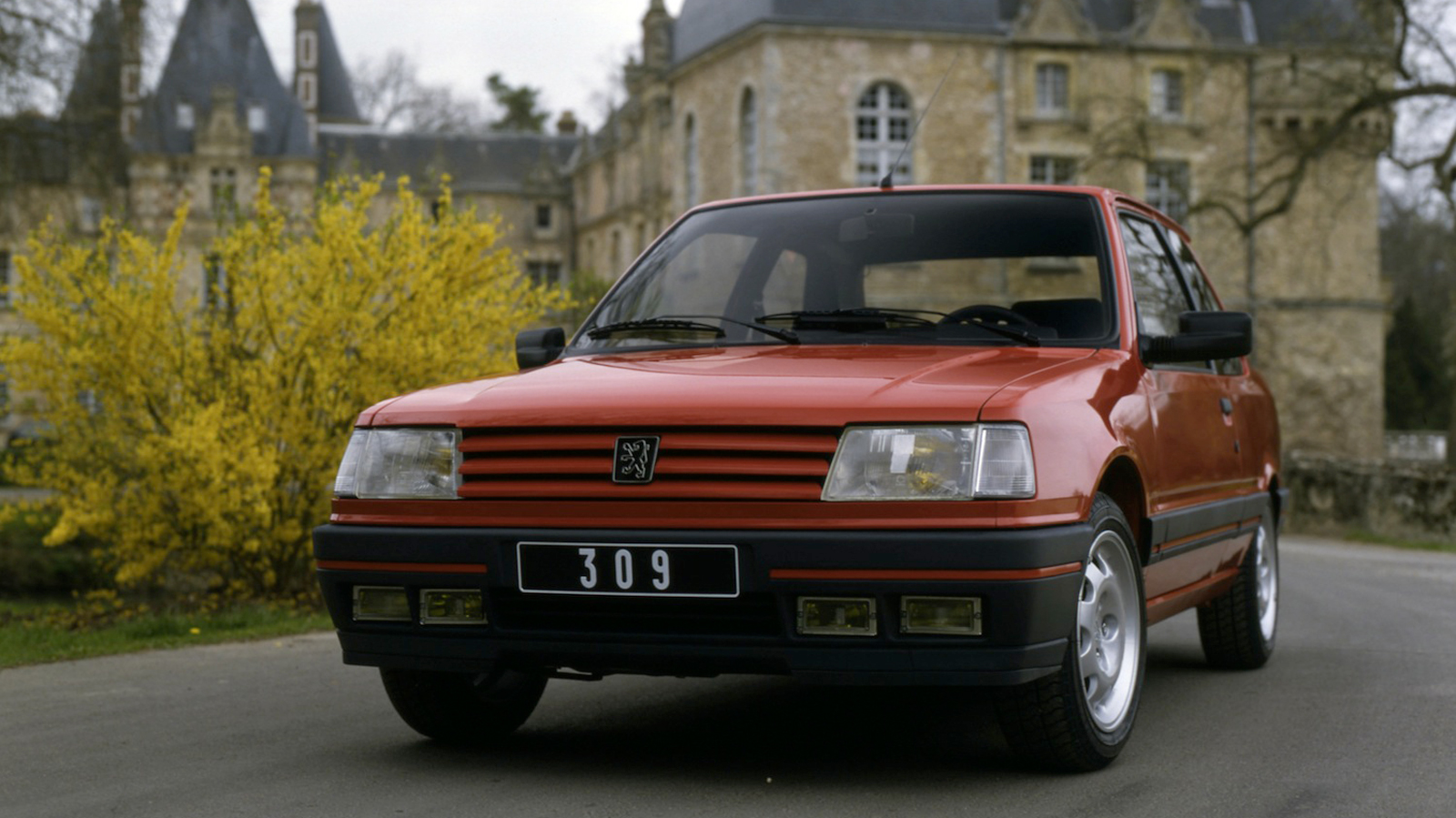 Peugeot 309 GTI: Ο μεγάλος αδελφός του 205