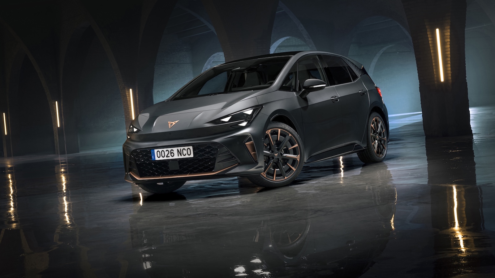 CUPRA Born: Ανανεωμένη εμφάνιση και έως 600 χλμ. αυτονομία  