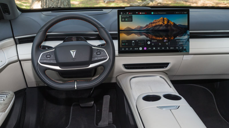 Changan Deepal S07: Πόσο καλό είναι σε εξοπλισμό άνεσης και ασφαλείας;