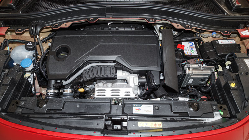 Citroen C3 Hybrid: Τι βαθμό παίρνει σε κατανάλωση, χώρους, επιδόσεις, εγγυήσεις;