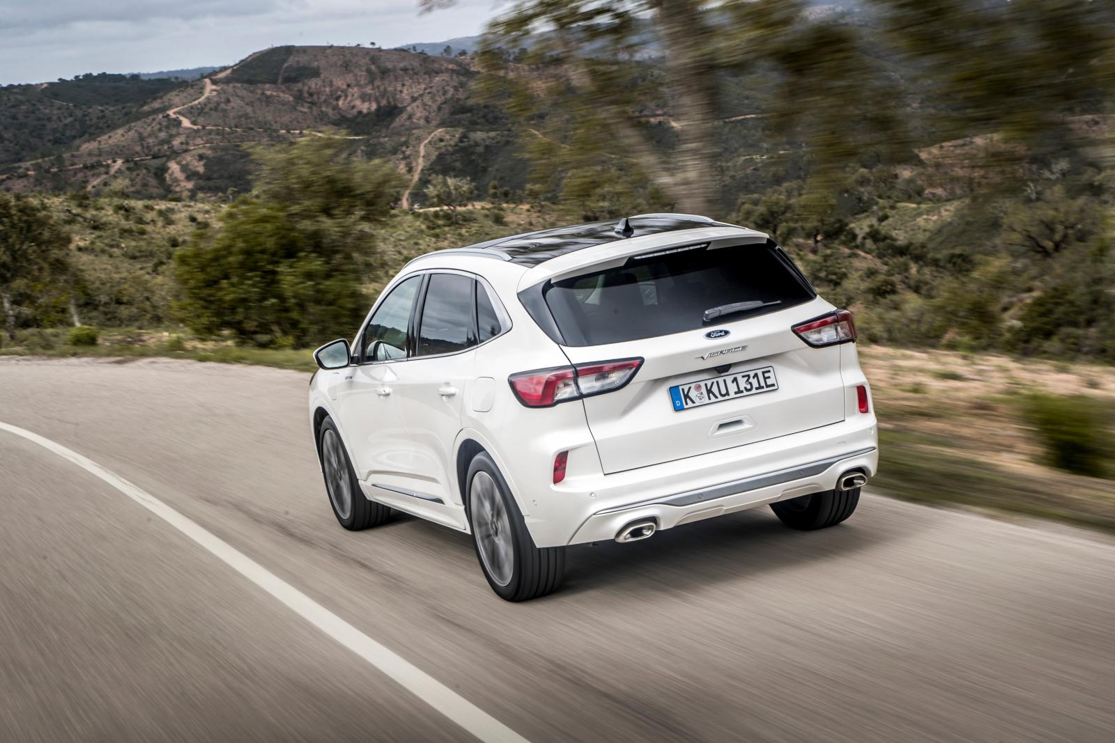 Ford Kuga Plug-In Hybrid: Tο δημοφιλέστερο PHEV μοντέλο