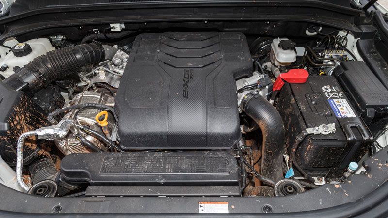 Το diesel μοτέρ 2,2 λίτρων καίει 9,5 λτ/100 χλμ σε μικτό κύκλο και γύρω στα 7 σε ταξίδι Το diesel μοτέρ 2,2 λίτρων καίει 9,5 λτ/100 χλμ σε μικτό κύκλο και γύρω στα 7 σε ταξίδι