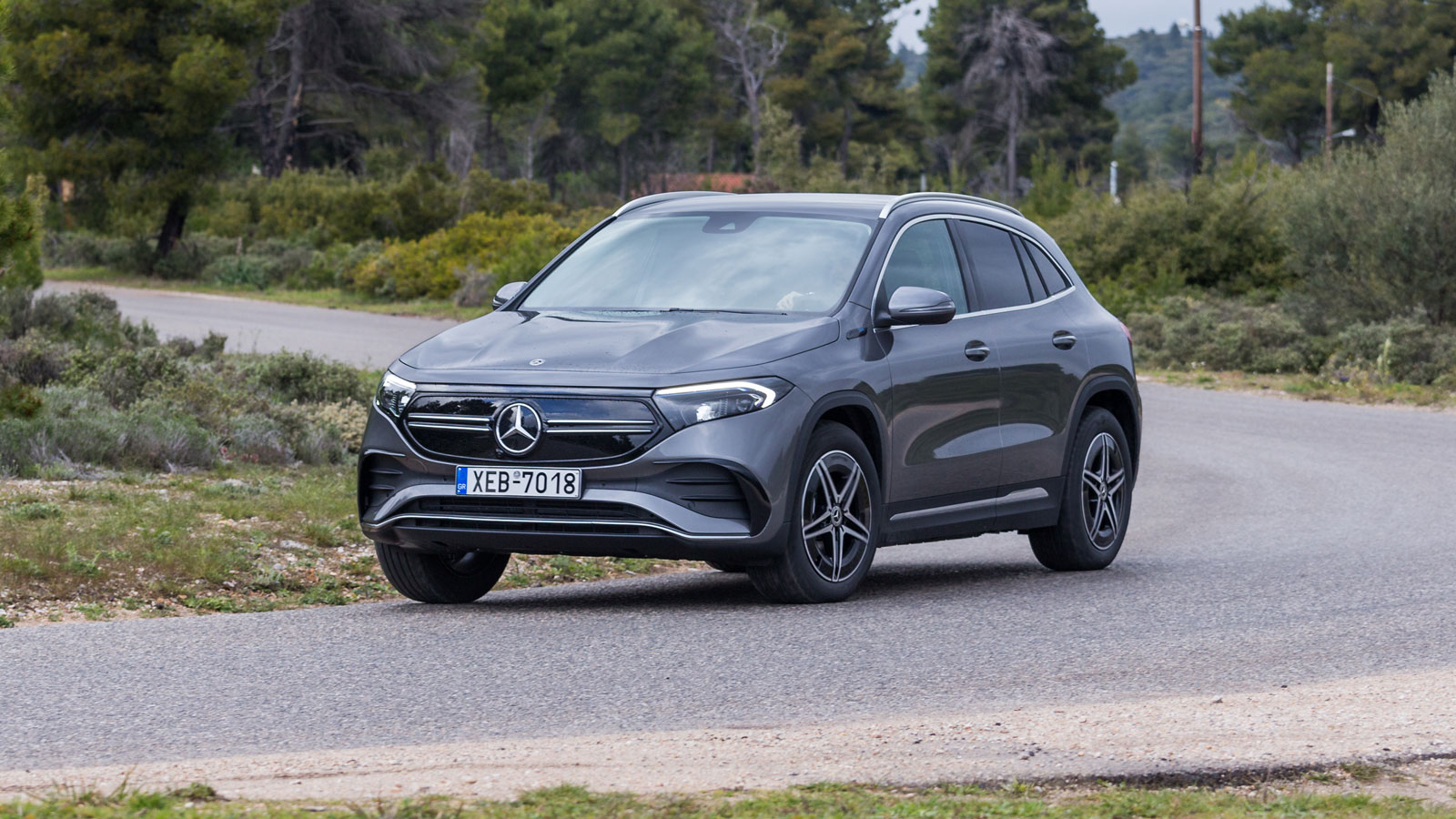 Mercedes EQA 250 VS GLA 250e: Ηλεκτρικό ή Plug-in;