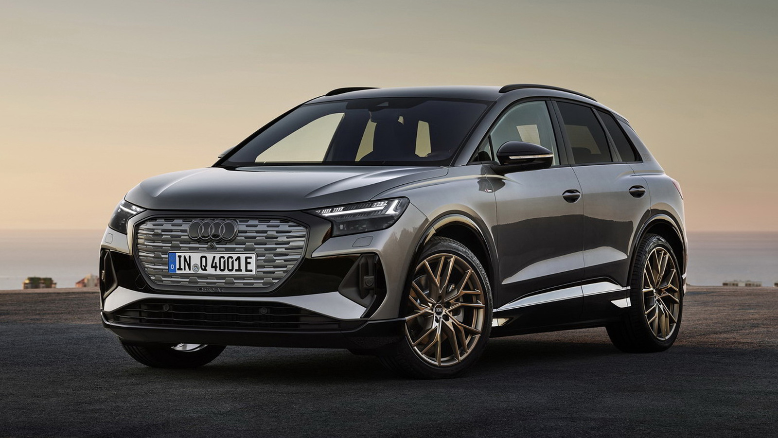 Πρεμιέρα για τα Audi Q4 e-tron και Q4 Sportback e-tron