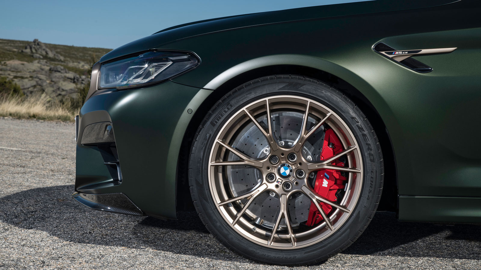 Επίσημο: Αυτή είναι η νέα BMW M5 CS με 635 PS!