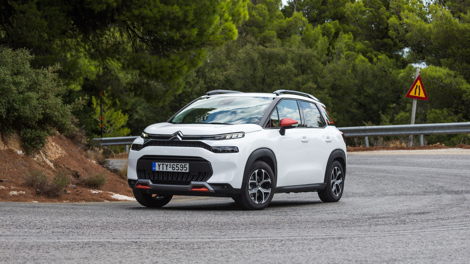 Citroen C3 Aircross VS Toyota Yaris Cross: Γαλλικό ή Ιαπωνικό SUVακι;