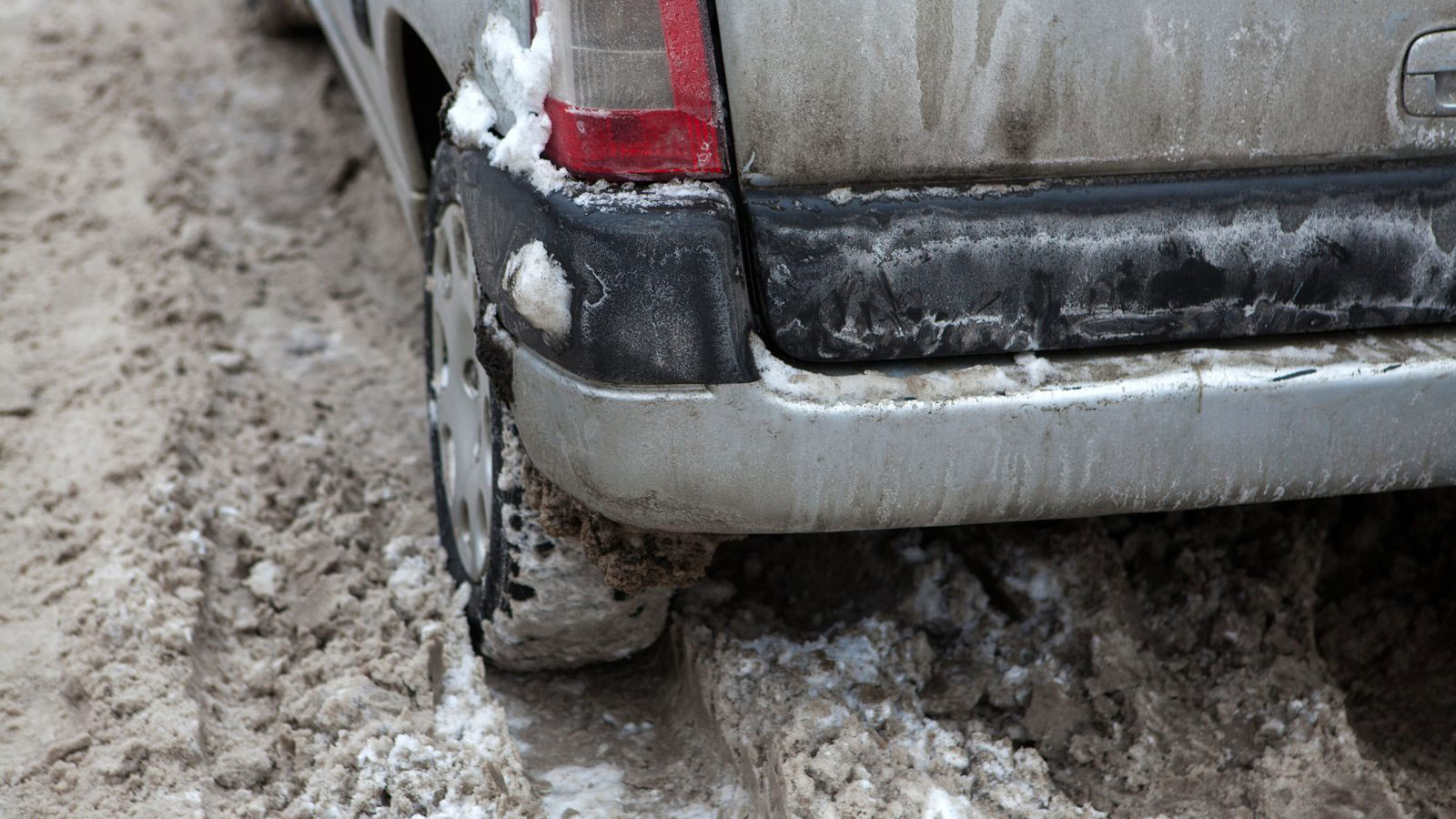 Γιατί είναι σημαντικό το πλύσιμο του αυτοκινήτου το χειμώνα;