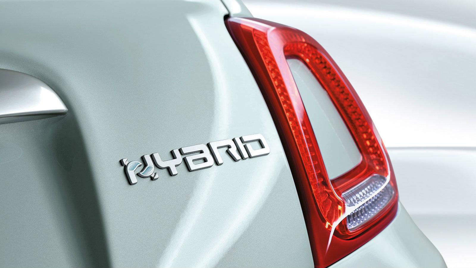 Πιο οικονομικό το υβριδικό Fiat 500 με τιμή κάτω από 12.000 ευρώ