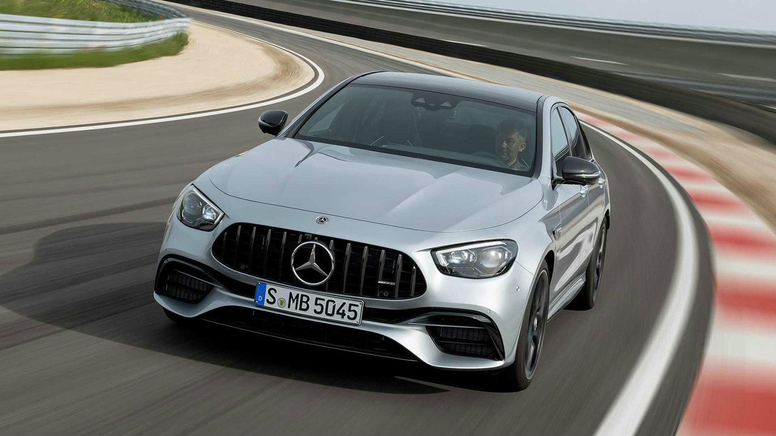 Στους δρόμους οι νέες Mercedes-AMG E 63 και E 63 S