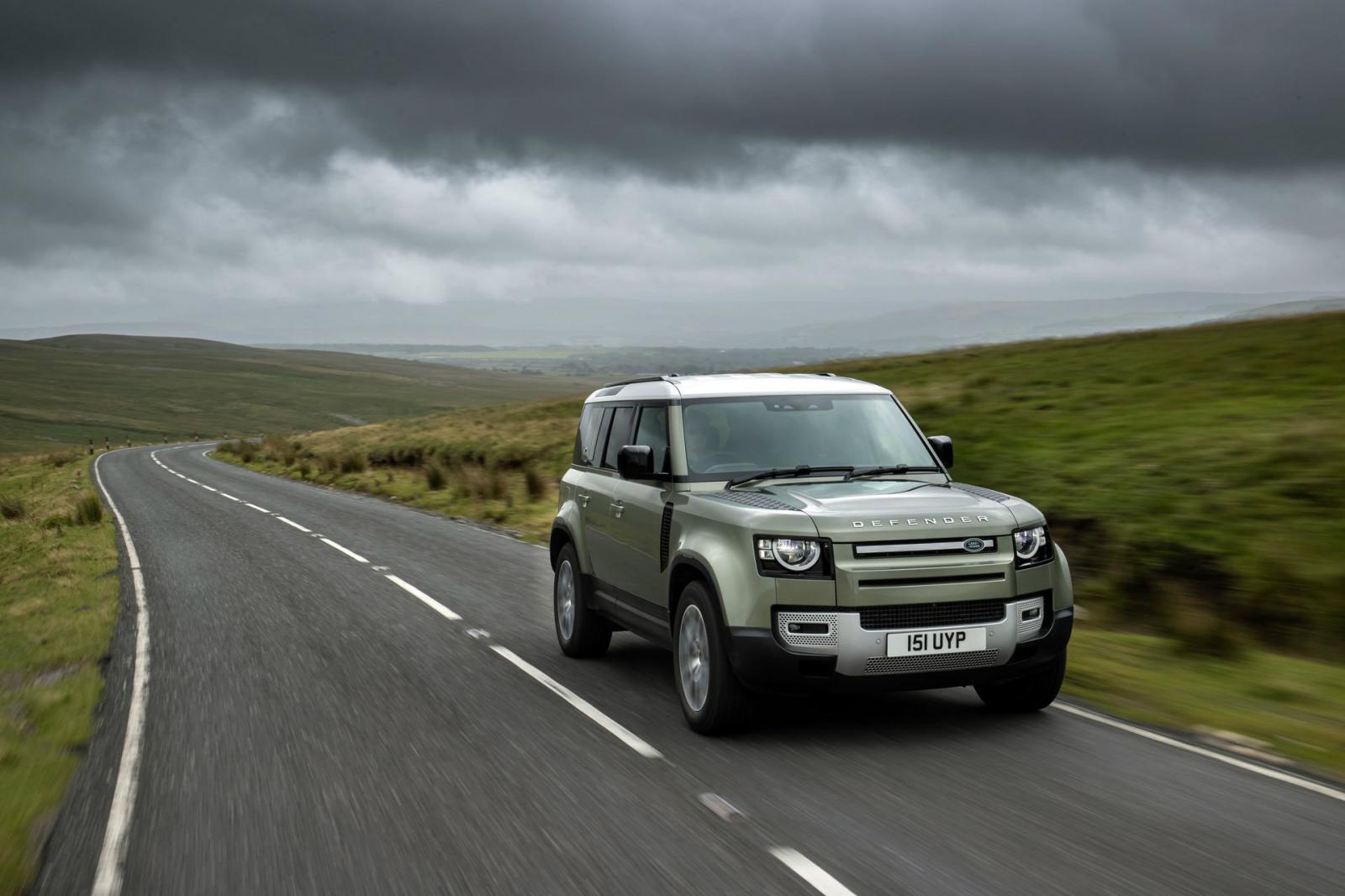 Νέο Land Rover Defender plug-in hybrid