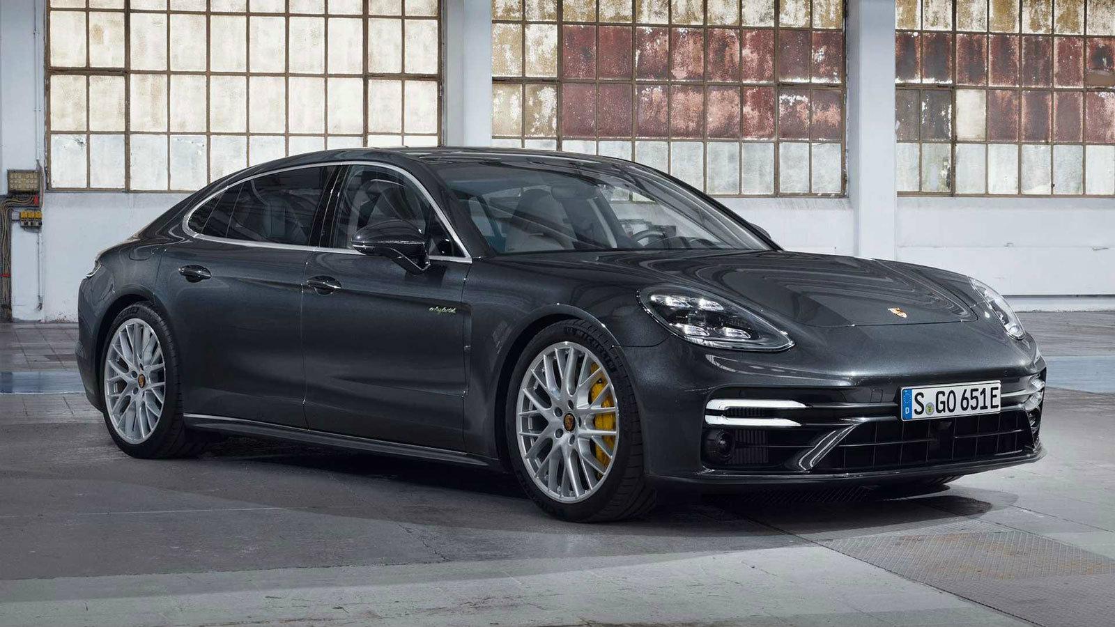 Νέα Porsche Panamera με 315km/h τελική