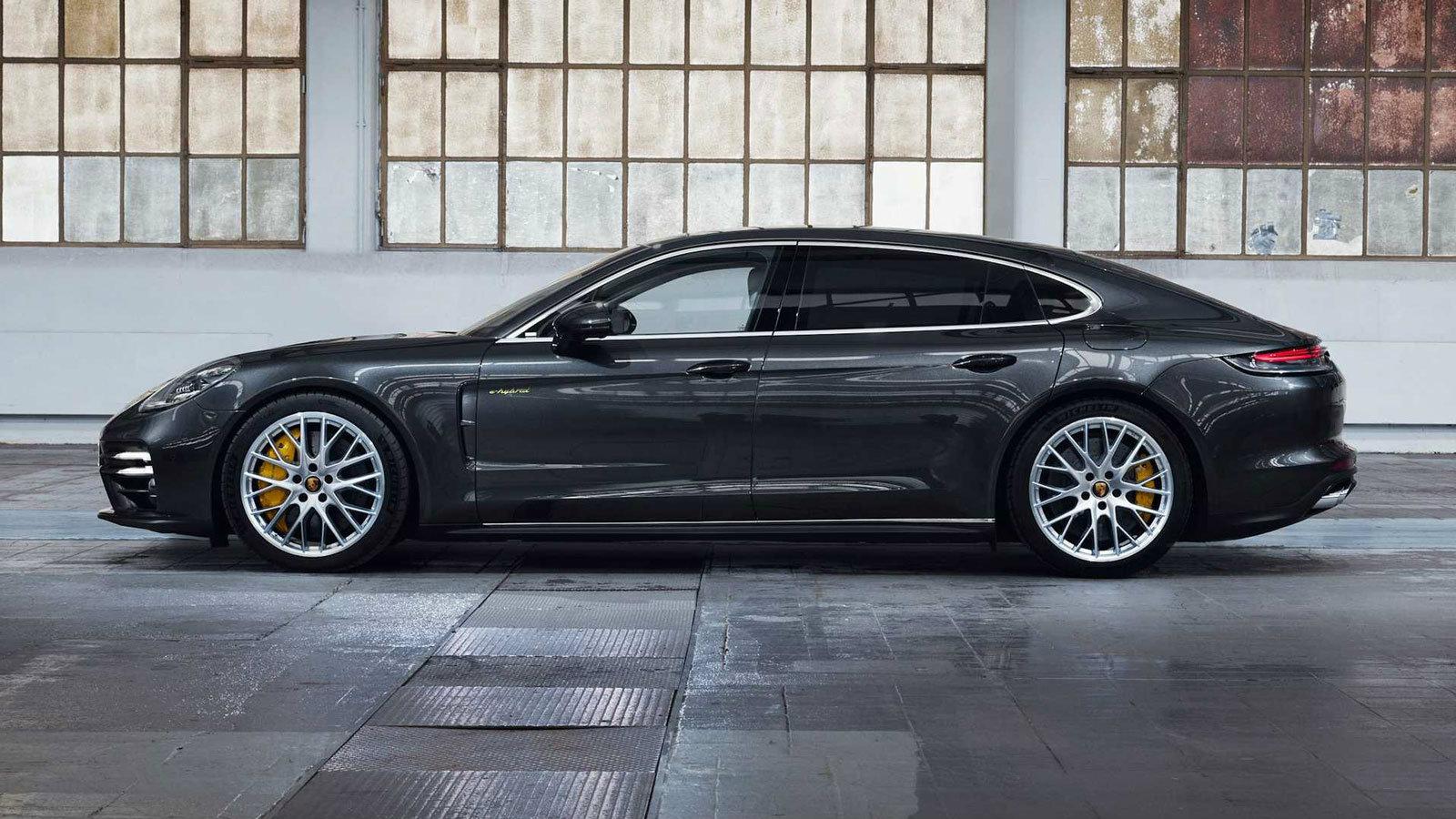 Νέα Porsche Panamera με 315km/h τελική