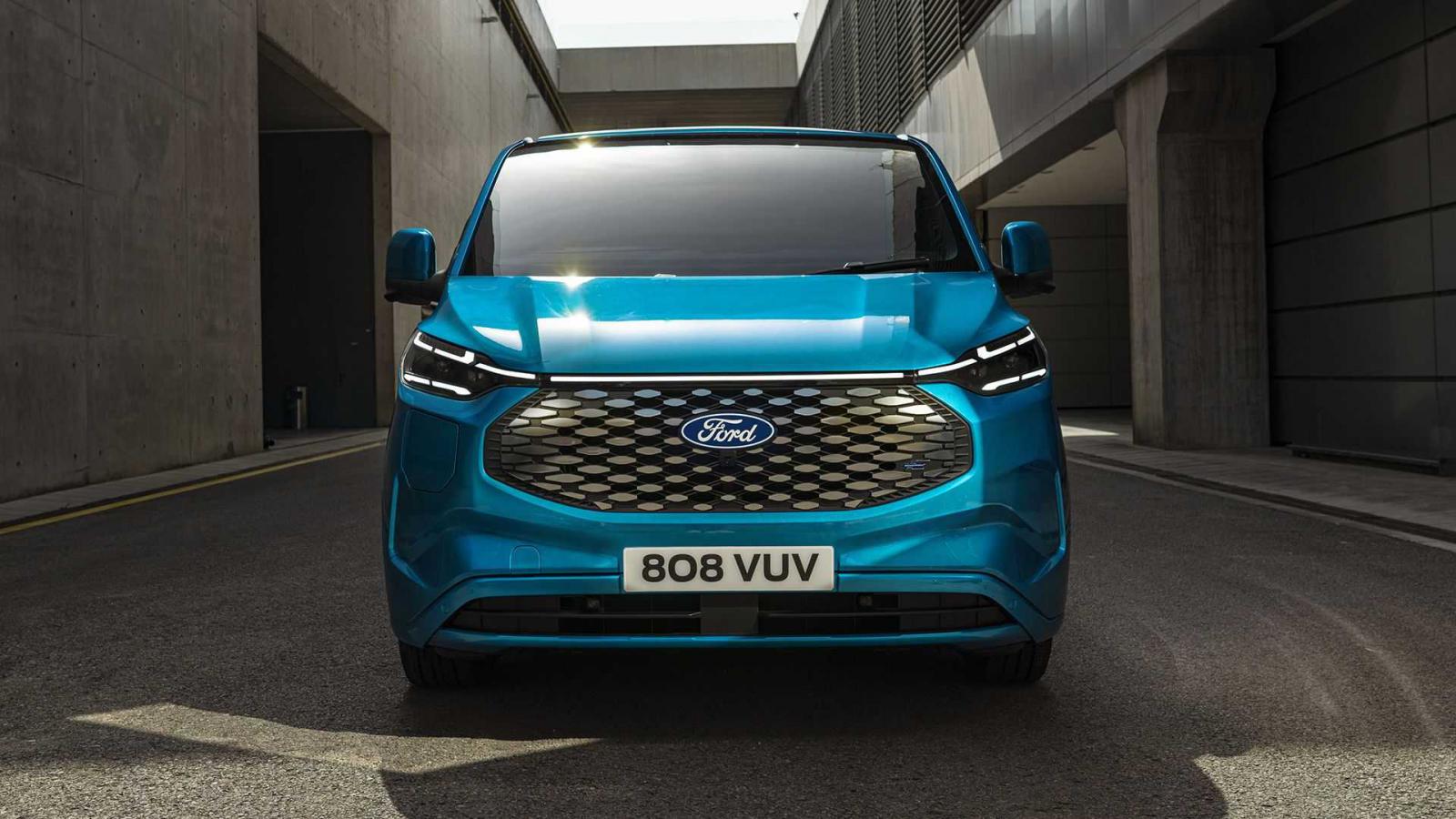 Ford E-Transit Custom 2024: Αποκαλύφθηκαν όλες οι λεπτομέρειες