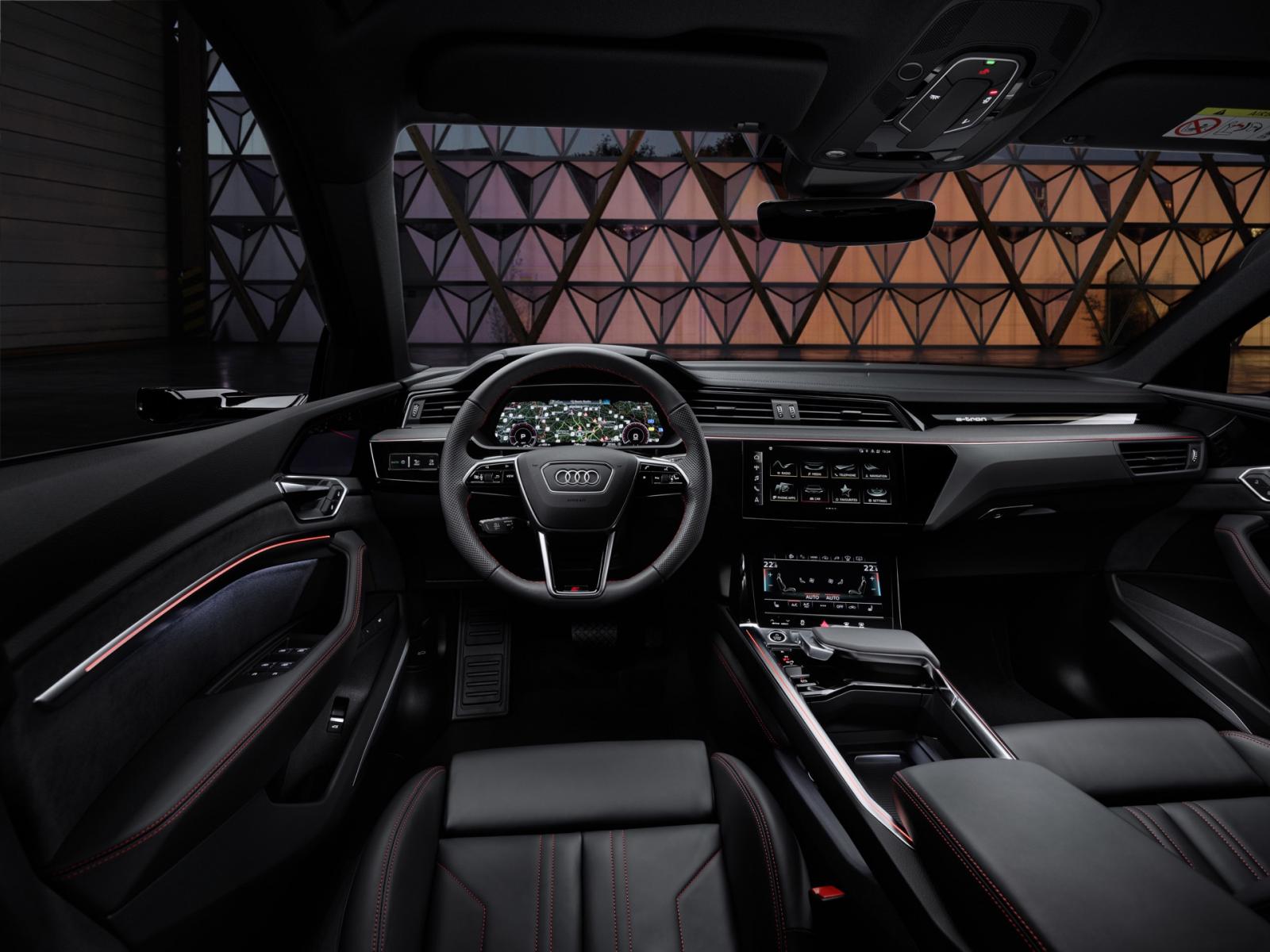 Audi Q8 e-tron: Ντεμπούτο με 600 χλμ. αυτονομία και 503 ίππους 