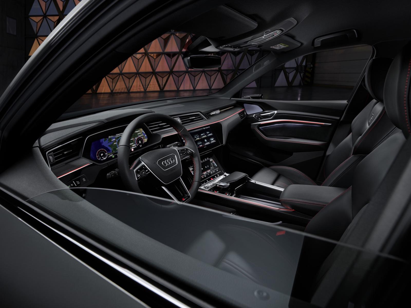 Audi Q8 e-tron: Ντεμπούτο με 600 χλμ. αυτονομία και 503 ίππους 