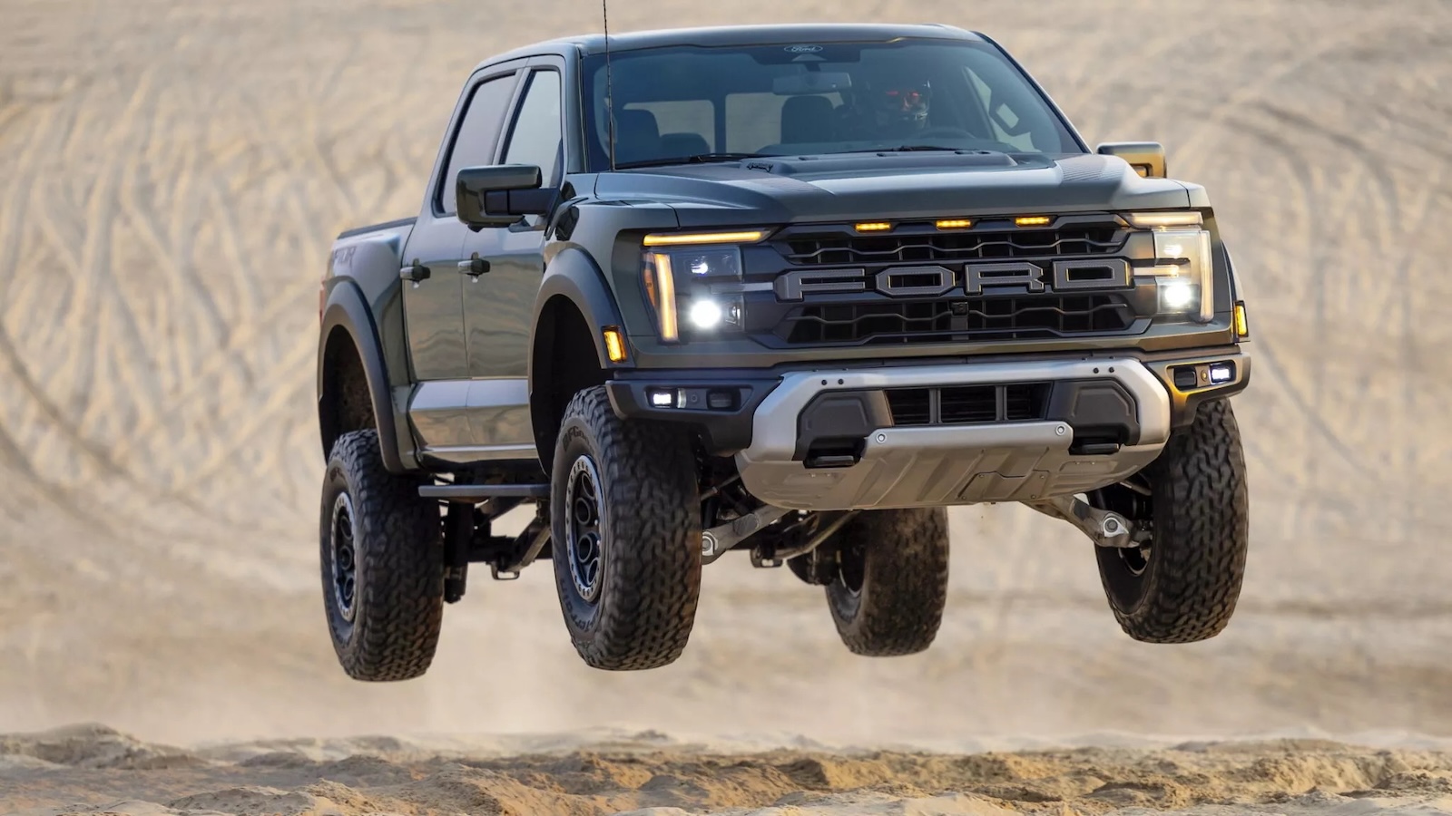 Ford: Έρχεται το απόλυτο off-road εργαλείο των 1.000 ίππων