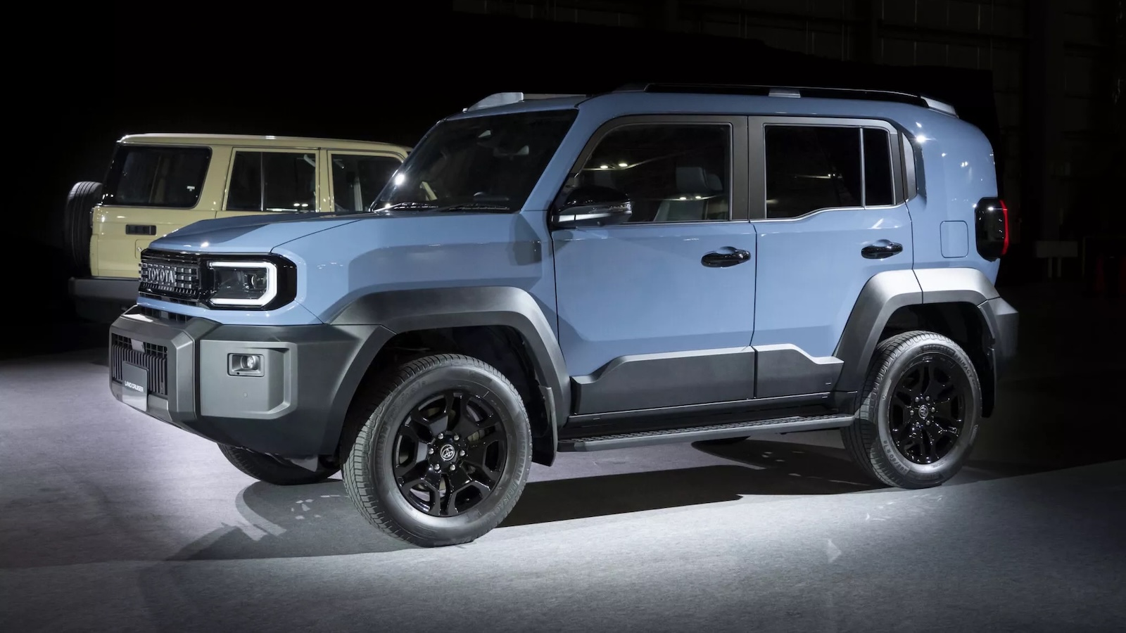 Toyota Land Cruiser FJ: Ρετρό look, σκληροτράχηλη ψυχή — το «baby» Land Cruiser Toyota Land Cruiser FJ: Ρετρό look, σκληροτράχηλη ψυχή — το «baby» Land Cruiser