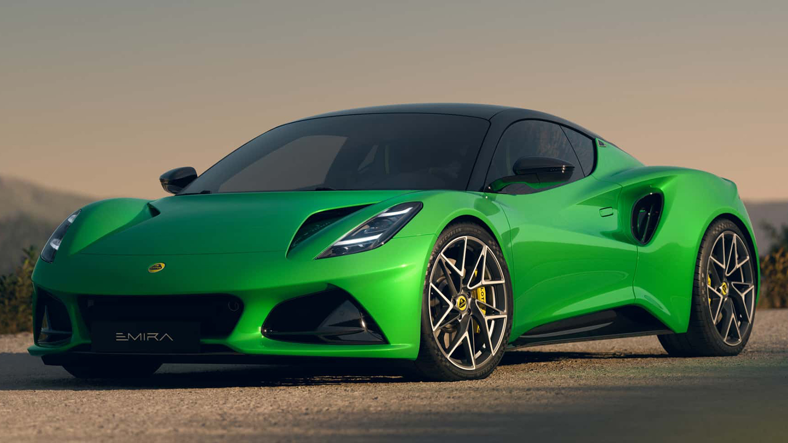 Ανανέωση και νέα βασική έκδοση για την Lotus Emira 