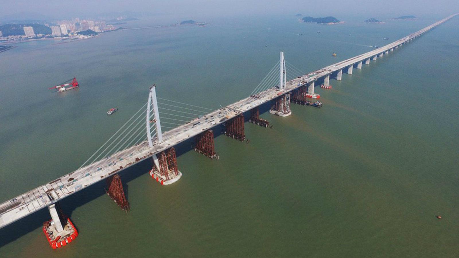 Η μεγαλύτερη γέφυρα του κόσμου με μήκος 67.5 χιλιόμετρα [video]