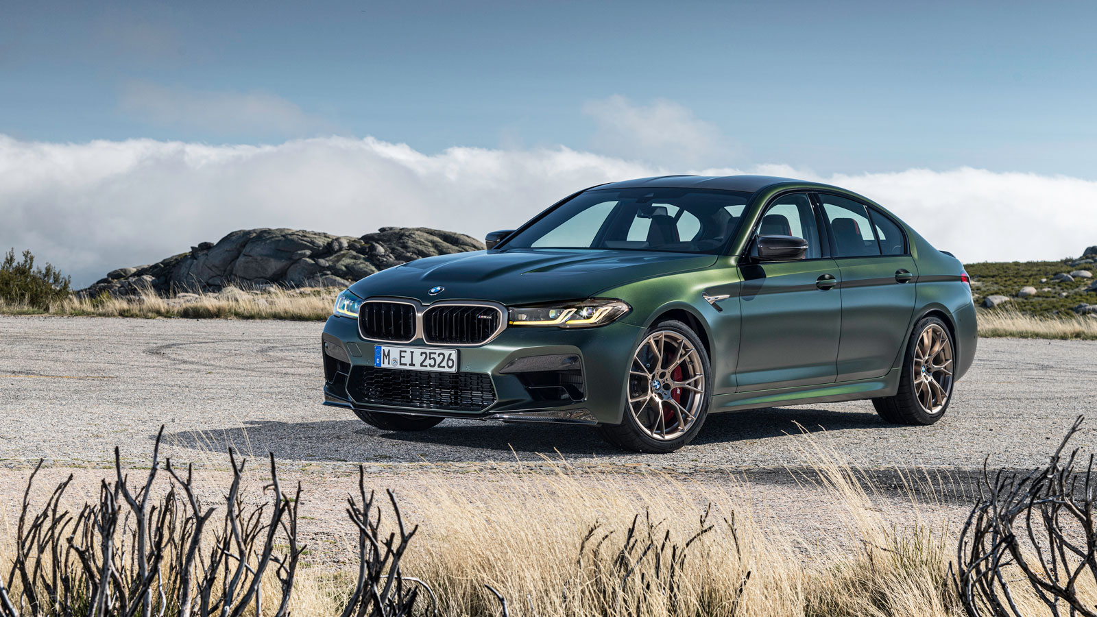 Επίσημο: Αυτή είναι η νέα BMW M5 CS με 635 PS!