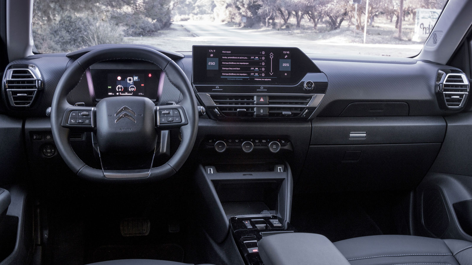 Citroen C4 C-Cross - Seat Leon: Crossover ή «ορθόδοξο» hatchback;