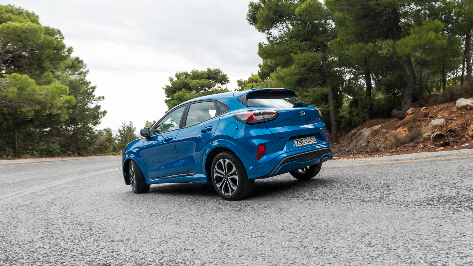 Ford Puma VS Seat Arona: Πλούσιο και να καίει λίγο ή φθηνό στην αγορά;