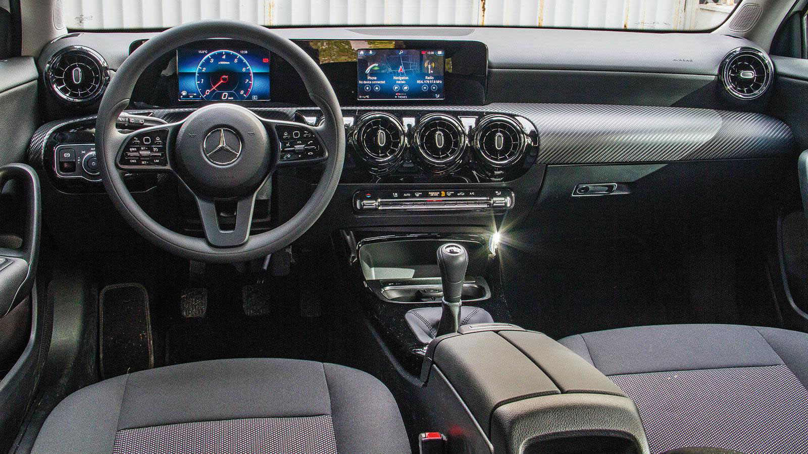Mercedes A-Class sedan: Ξεχωρίζει από τα hatchbacks και τα SUV