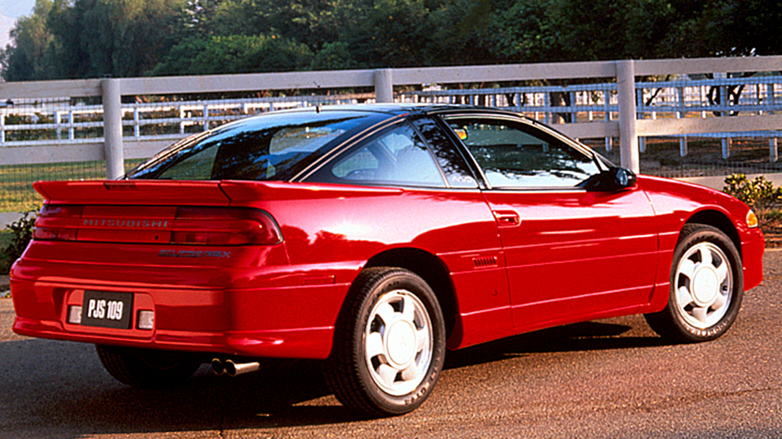 Mitsubishi Eclipse: Το sport coupe με σήμα τα διαμάντια