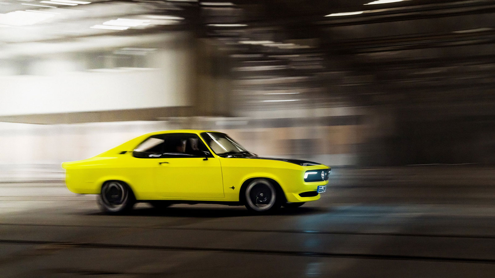 Opel Manta GSe ElektroMOD: Το παρελθόν εξηλεκτρίστηκε