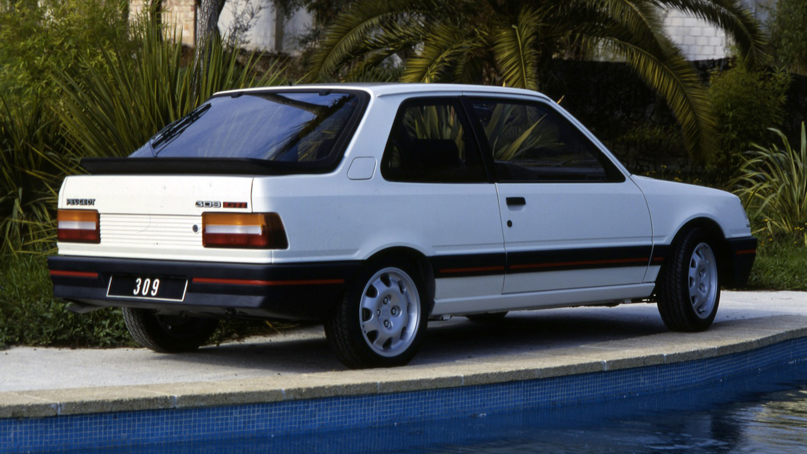 Peugeot 309 GTI: Ο μεγάλος αδελφός του 205