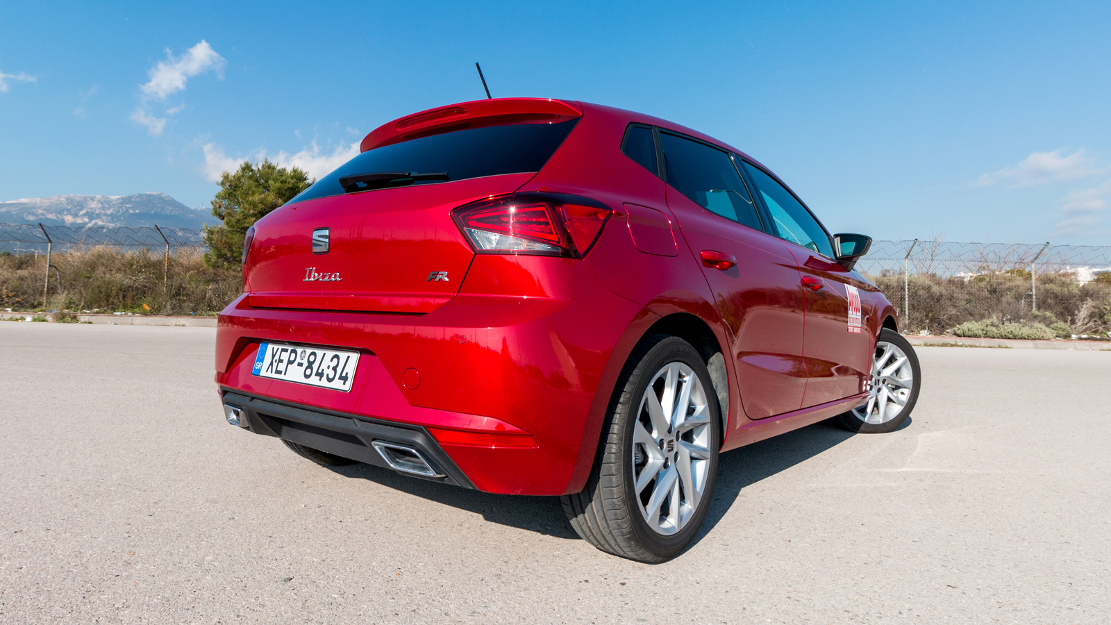 Seat Ibiza Automatic 150ps VS Suzuki Swift 129ps Συγκριτικό