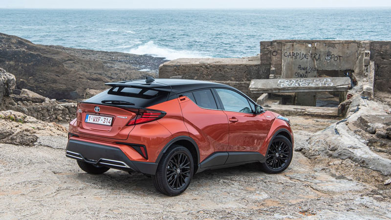 Test μεταχειρισμένου: Toyota C-HR Hybrid 122 PS 2016-2023