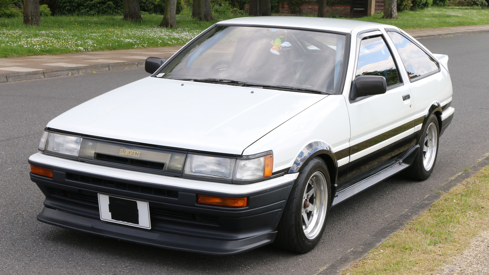 Toyota Corolla AE86: Ο θρύλος του βουνού