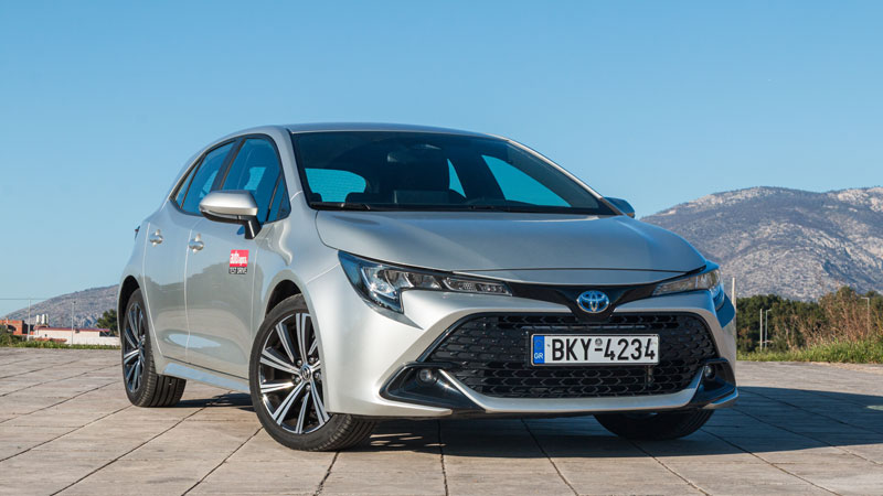 Η Toyota Corolla έχει μοντέρνο σχεδιασμό με sport αισθητική