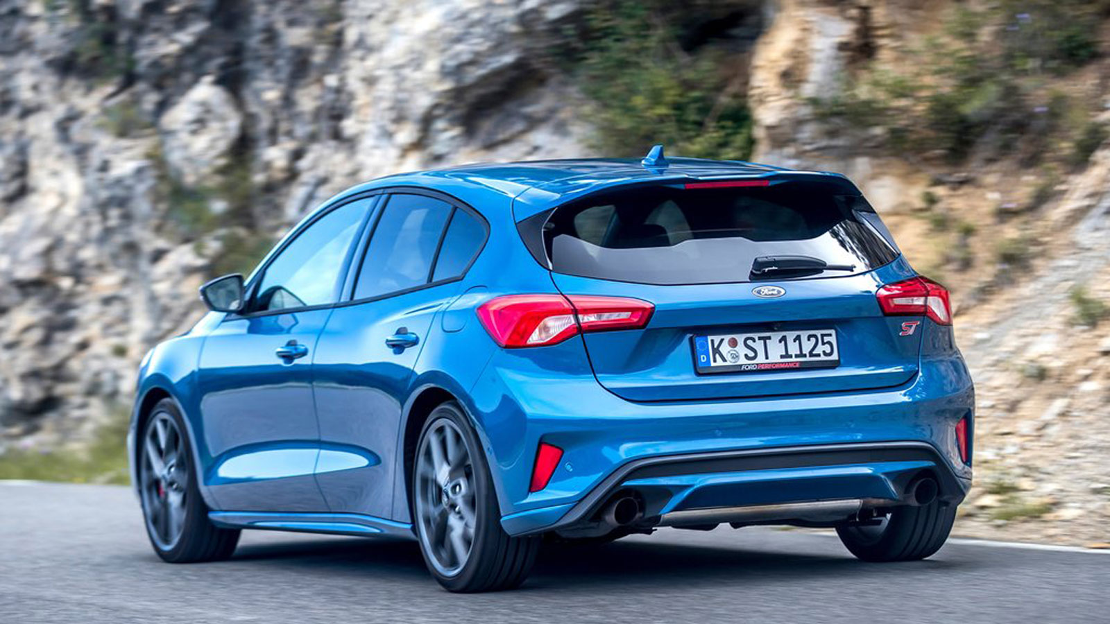 Πιο απόλυτο το Hyundai i30 N, πιο συμμετοχικό το Ford Focus ST