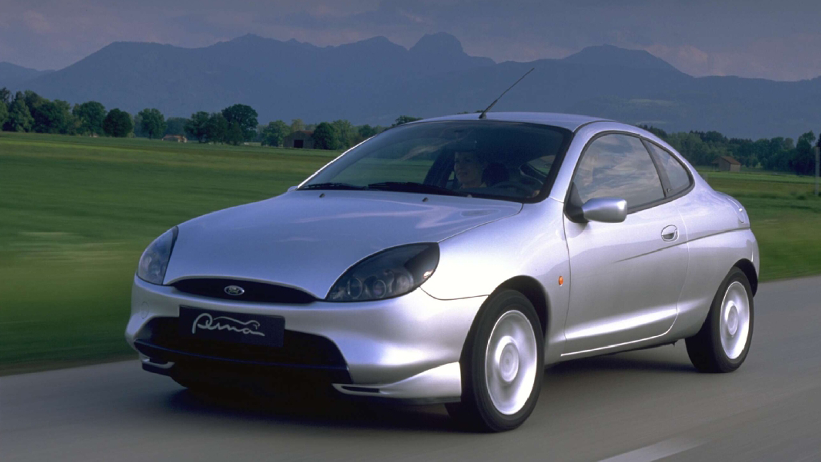 Ford Puma: Το coupe πριν το crossover