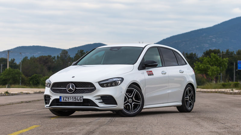 Mercedes B200: Ήπια υβριδική, 163 PS και τιμή 43.950 ευρώ
