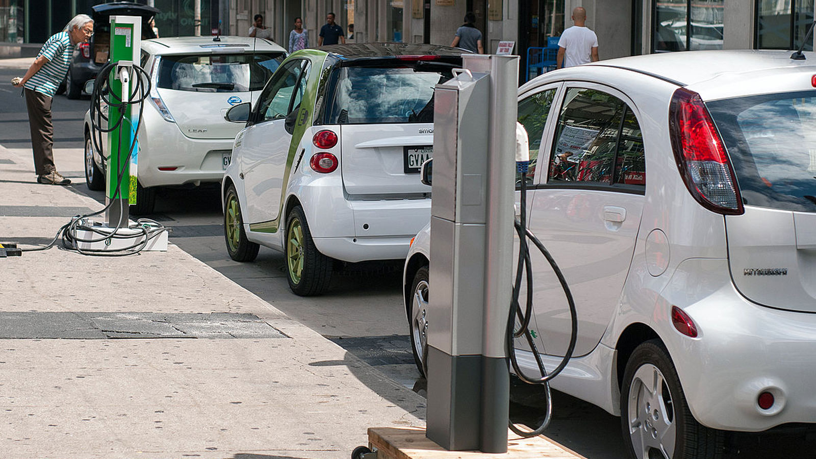 Φόρτιση, κόστος χρήσης EV και συχνές ερωτήσεις