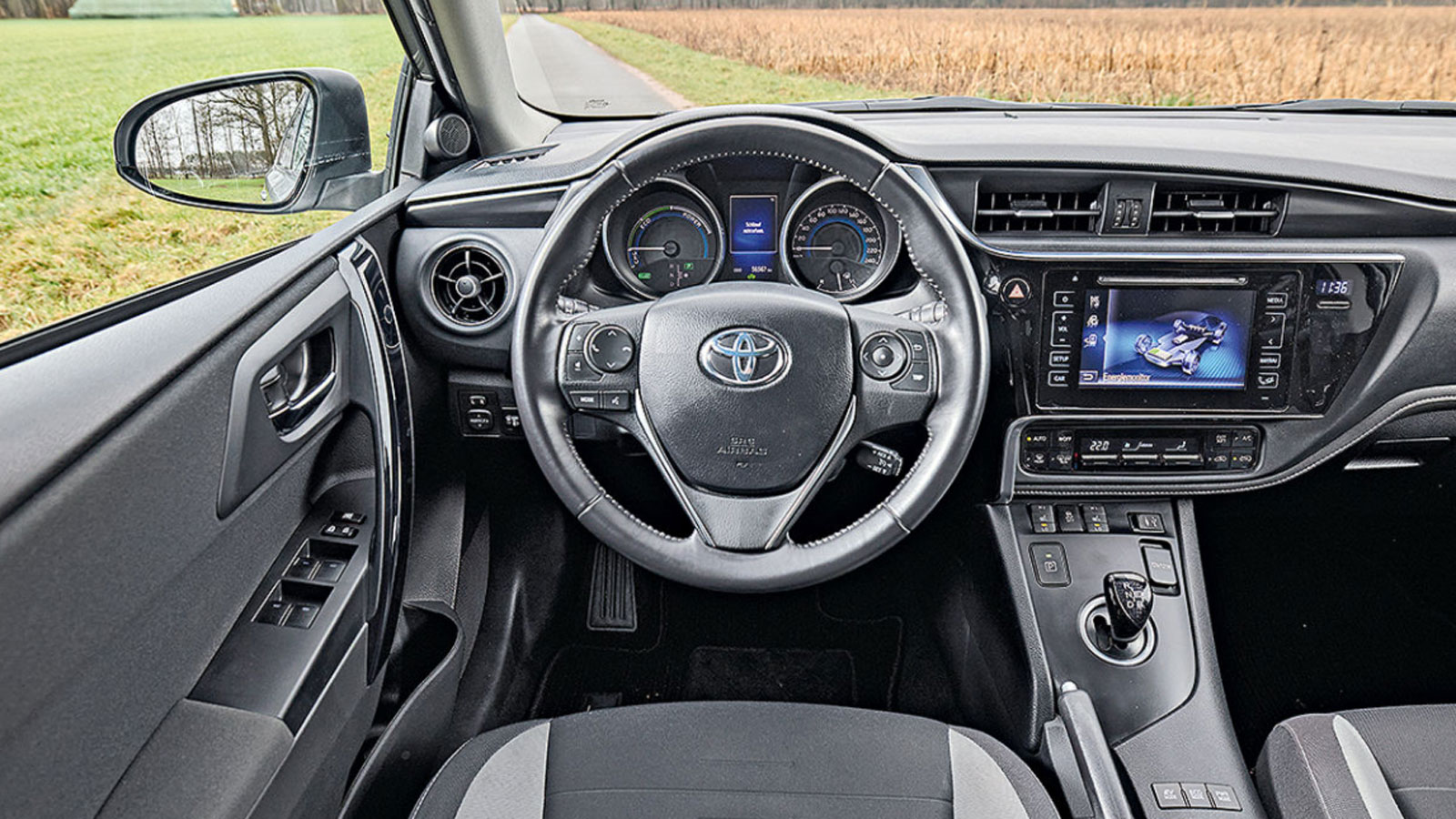 Υβριδικό Toyota Auris 10 ετίας: Πόσο καλό είναι;