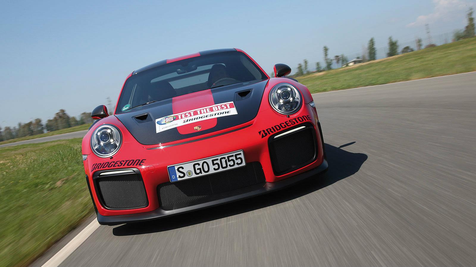 Porsche 911 GT2 RS