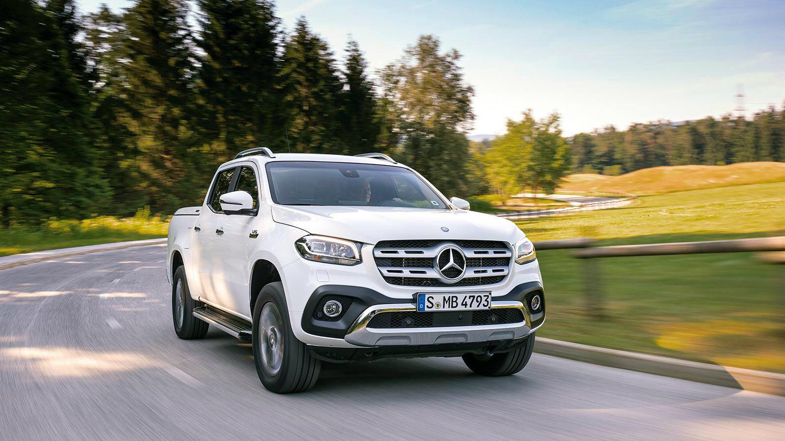 Χάρη στον απαλό εξακύλινδρο, η άνετη
X-Class μετατρέπεται σε κρουαζιερόπλοιο.