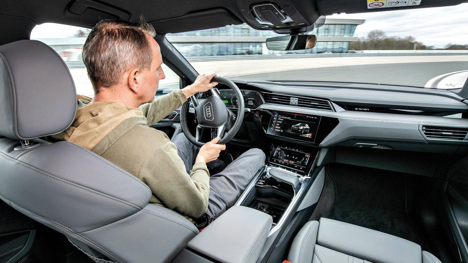 ΑΠΟΚΛΕΙΣΤΙΚΟ: Οδηγούμε το νέο Audi e-tron S Quattro