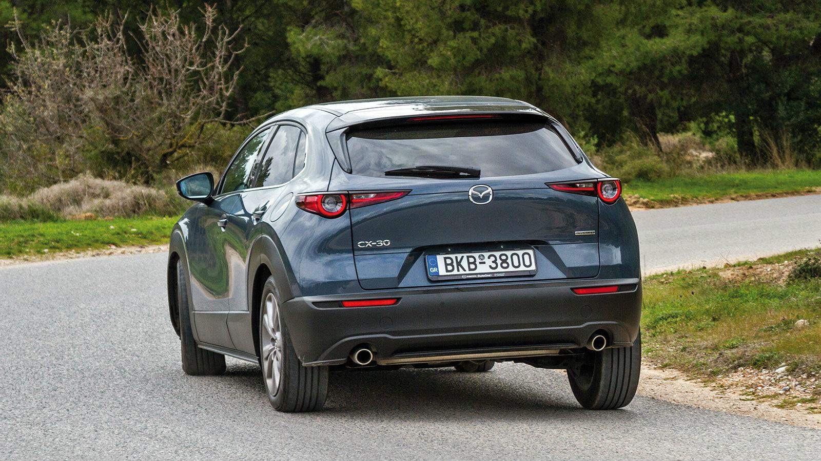 Δαμάζουμε τα 180 άλογα του Mazda CX-30