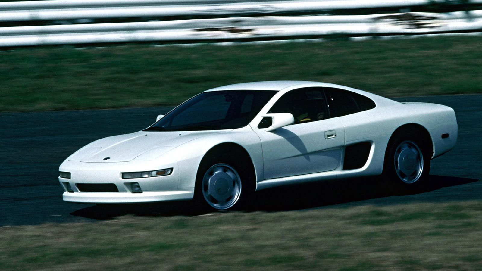 Το Nissan που «γέννησε» την τεχνολογία των 300ZX και R32 GT-R
